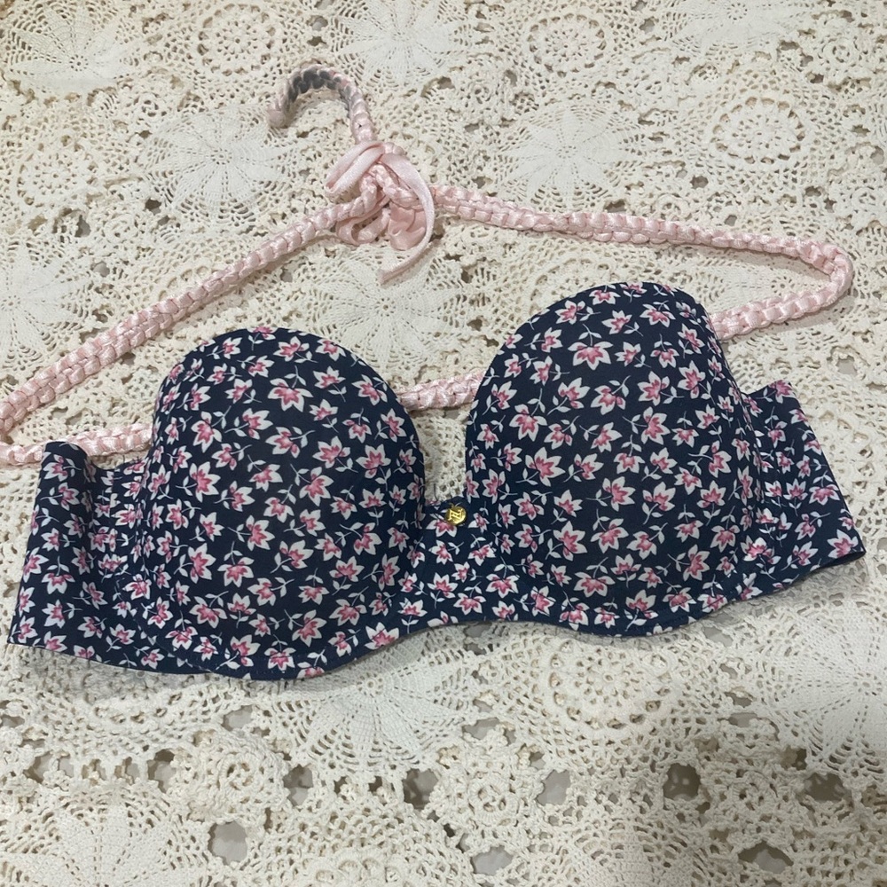 34C Adrienne Vitadinni Bra. Beautiful floral print